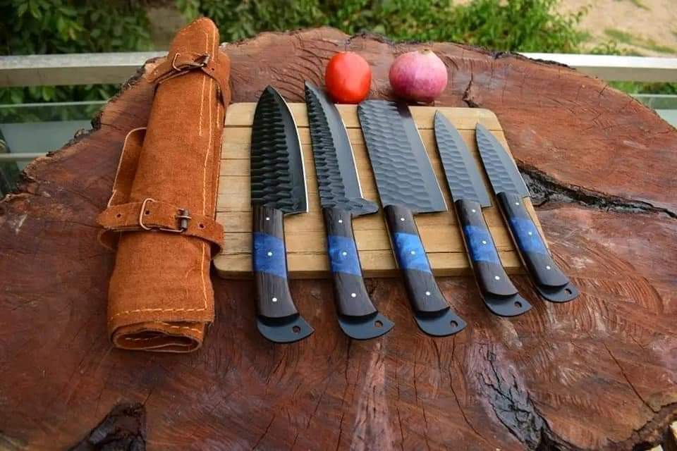Custom handmade D2 steel kitchen chef set + 06 matching steaks with leather roll