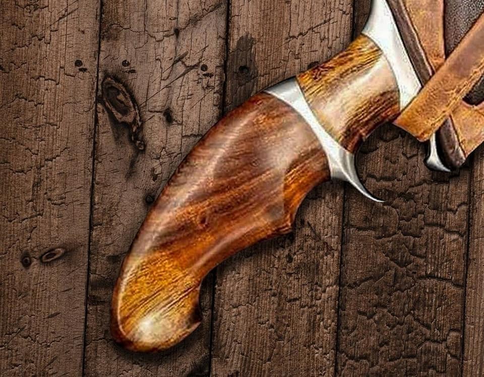 Custom handmade damascus steel Hunting bowie knife with leather sheath
