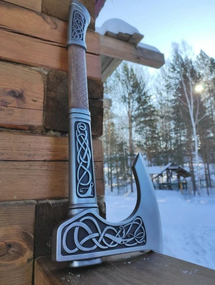 Custom handmade D2 steel viking axe with leather sheath