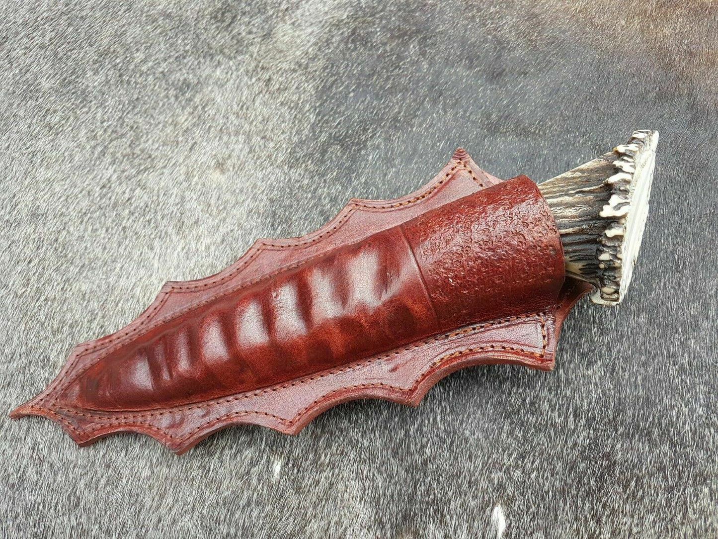 Custom handmade D2 steel skinner knife with leather sheath