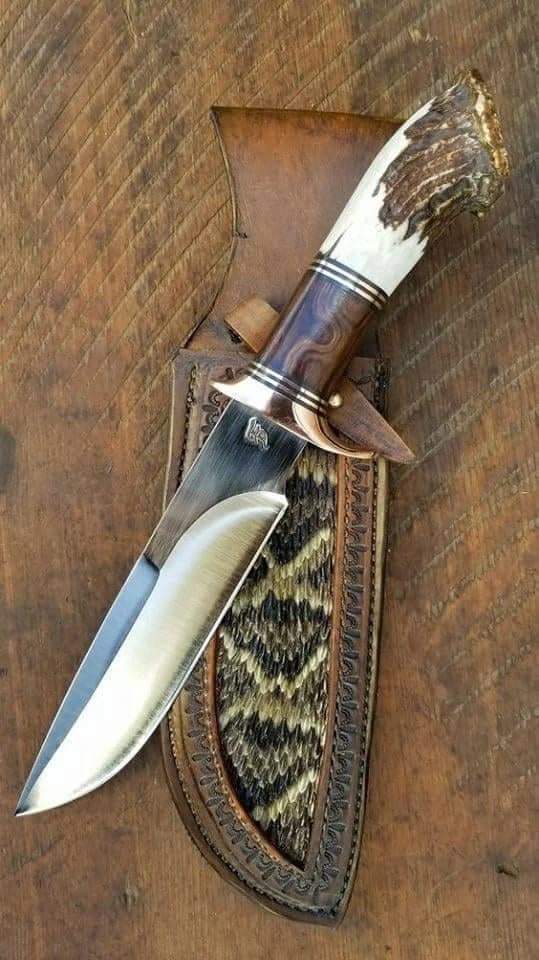 Custom handmade d2 steel hunting knife with leather sheath
